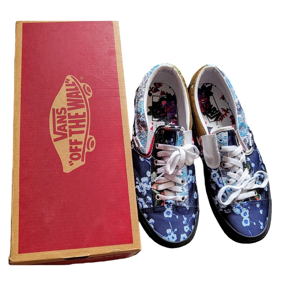VANS Skateboard Sneakers Flowers Print Design New Men 8.5 Women Sz 10 Shoes